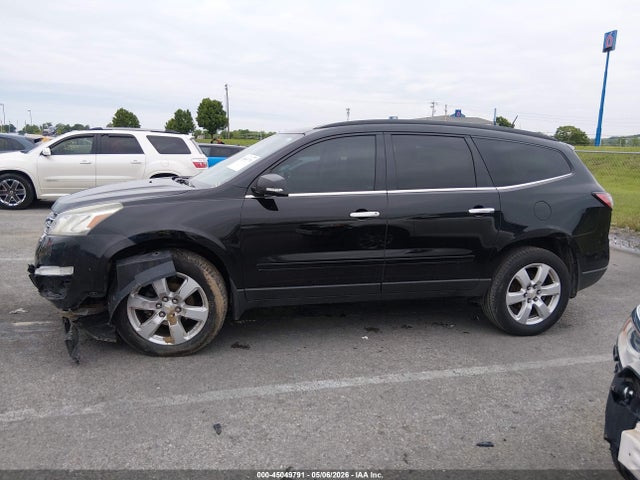 45049791 :رقم المزاد ، 1GNKRGKD8HJ260652 vin ، 2017 Chevrolet Traverse 1lt مزاد بيع