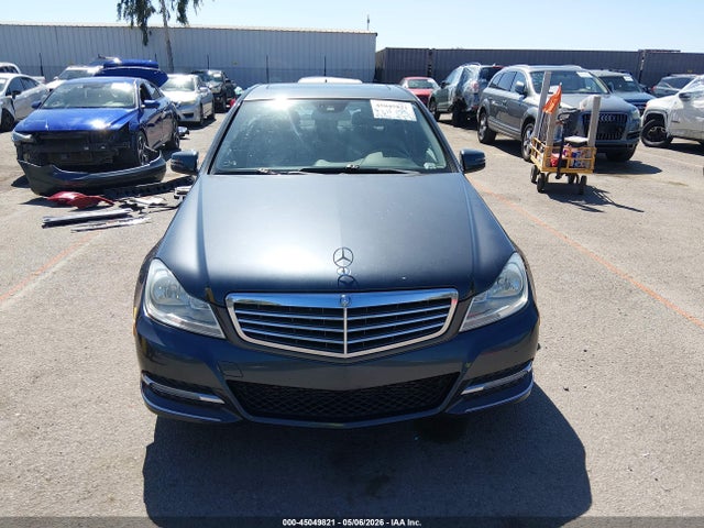 Продажа на аукционе авто 2013 Mercedes-benz C 250 Luxury, vin: WDDGF4HB2DA774413, номер лота: 45049821