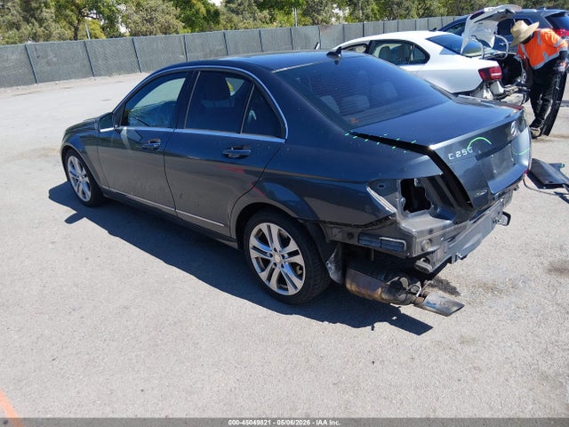 Продажа на аукционе авто 2013 Mercedes-benz C 250 Luxury, vin: WDDGF4HB2DA774413, номер лота: 45049821
