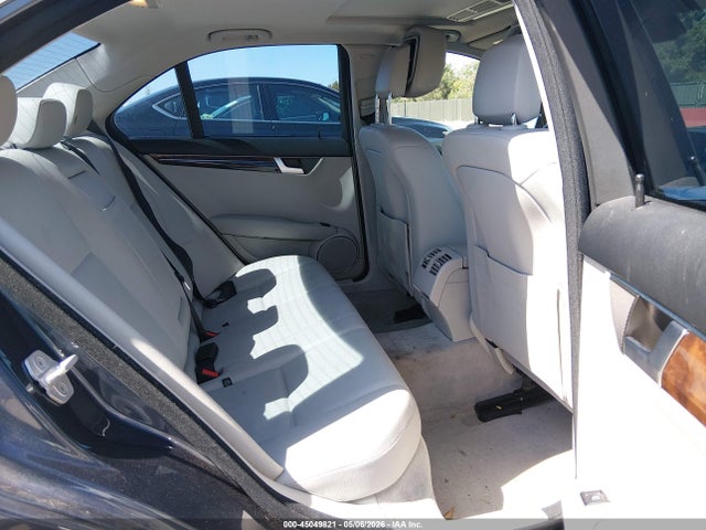 Продажа на аукционе авто 2013 Mercedes-benz C 250 Luxury, vin: WDDGF4HB2DA774413, номер лота: 45049821