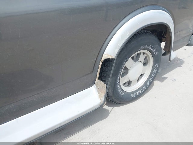 Продажа на аукционе авто 1999 Gmc Savana Rv G1500, vin: 1GDFG15R7X1153199, номер лота: 45049826