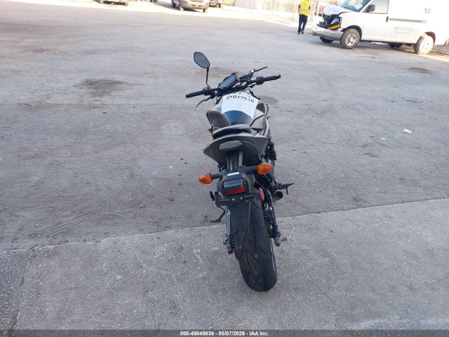 2022 Suzuki Gsx-s750 M/z მანქანა იყიდება აუქციონზე, vin: JS1C533B2N7101062, აუქციონის ნომერი: 45049838
