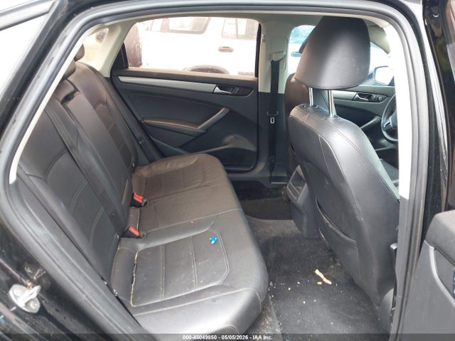 45049850 :رقم المزاد ، 1VWAT7A38FC024998 vin ، 2015 Volkswagen Passat 1.8t Wolfsburg Edition مزاد بيع