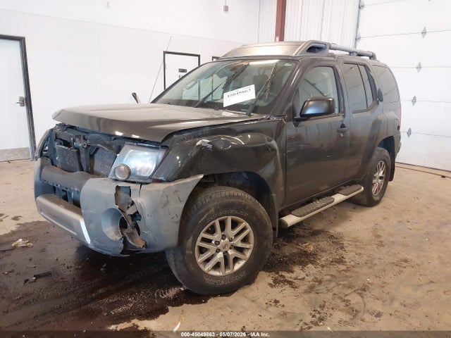 45049863 :رقم المزاد ، 5N1AN0NW5FN662828 vin ، 2015 Nissan Xterra Pro-4x/s/x مزاد بيع