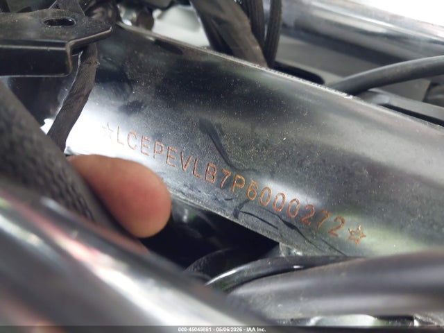 45049881 :رقم المزاد ، LCEPEVLB7P6000272 vin ، 2023 Cf Moto 650nk مزاد بيع