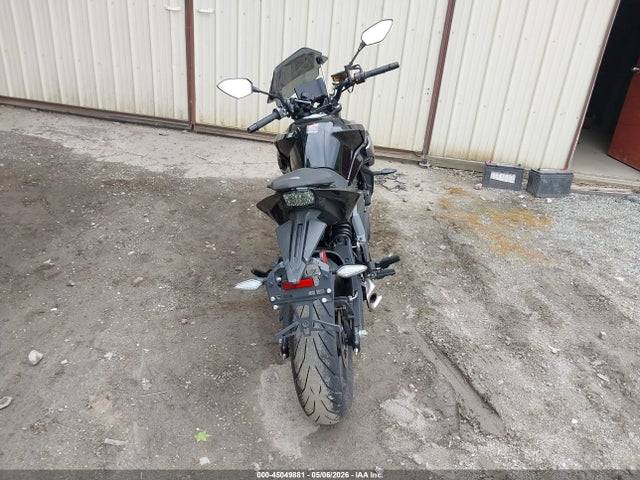 45049881 :رقم المزاد ، LCEPEVLB7P6000272 vin ، 2023 Cf Moto 650nk مزاد بيع