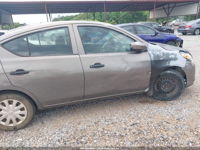 Продажа на аукционе авто 2017 Nissan Versa 1.6 S+, vin: 3N1CN7APXHL819053, номер лота: 45049907