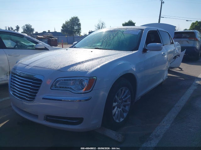 Продаж на аукціоні авто 2014 Chrysler 300, vin: 2C3CCAAG3EH200058, номер лоту: 45049932