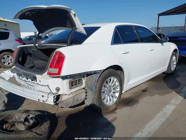 Продаж на аукціоні авто 2014 Chrysler 300, vin: 2C3CCAAG3EH200058, номер лоту: 45049932