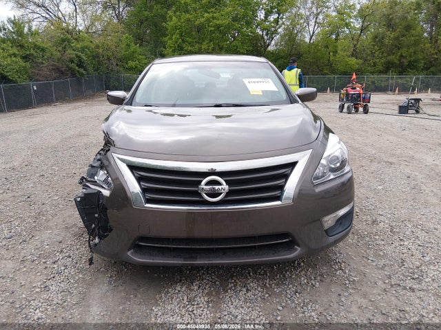 2015 Nissan Altima 2.5 S მანქანა იყიდება აუქციონზე, vin: 1N4AL3AP0FC495886, აუქციონის ნომერი: 45049935