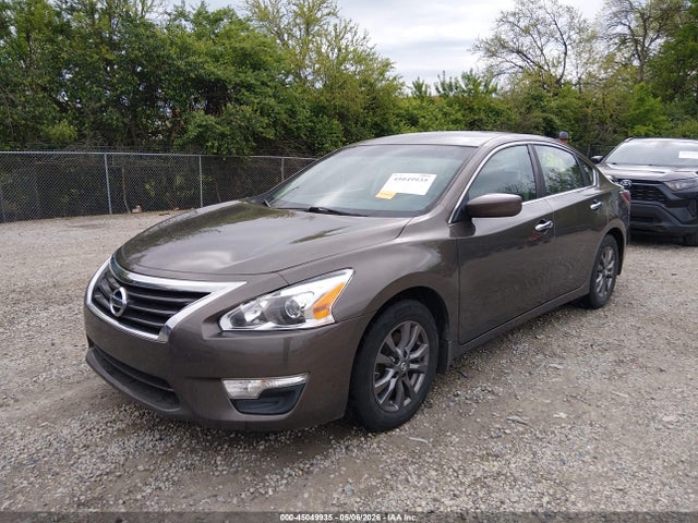 2015 Nissan Altima 2.5 S მანქანა იყიდება აუქციონზე, vin: 1N4AL3AP0FC495886, აუქციონის ნომერი: 45049935