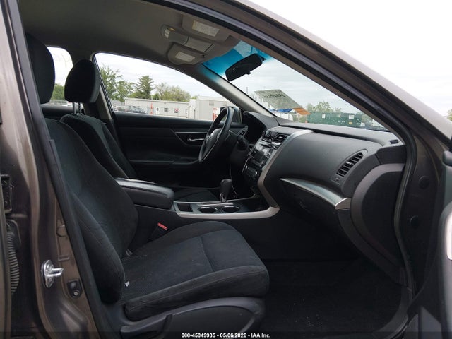 2015 Nissan Altima 2.5 S მანქანა იყიდება აუქციონზე, vin: 1N4AL3AP0FC495886, აუქციონის ნომერი: 45049935