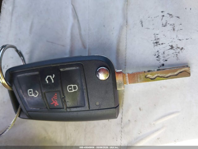 3VV1B7AX7JM091044 Volkswagen Tiguan 2.0t S