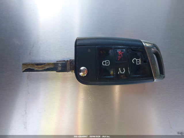 3VW4T7AU8GM025977 Volkswagen Golf Gti Se 4-door