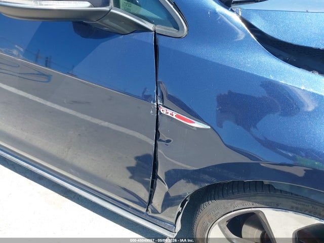 3VW4T7AU8GM025977 Volkswagen Golf Gti Se 4-door