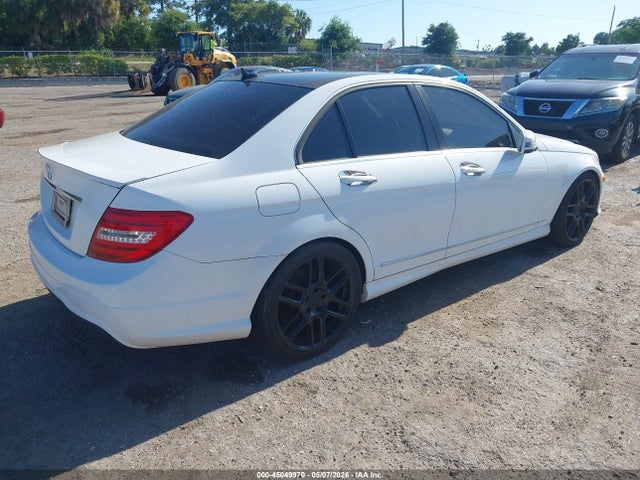 45049970 :رقم المزاد ، WDDGF4HB9DR261970 vin ، 2013 Mercedes-benz C 250 Luxury/sport مزاد بيع