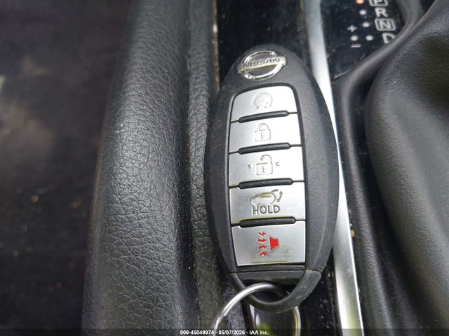 2018 Nissan Rogue Sv მანქანა იყიდება აუქციონზე, vin: 5N1AT2MT6JC835527, აუქციონის ნომერი: 45049974