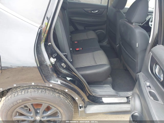 2018 Nissan Rogue Sv მანქანა იყიდება აუქციონზე, vin: 5N1AT2MT6JC835527, აუქციონის ნომერი: 45049974