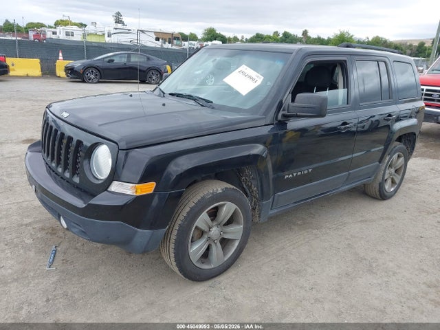 45049993 :رقم المزاد ، 1C4NJRFB5HD174103 vin ، 2017 Jeep Patriot Latitude 4x4 مزاد بيع