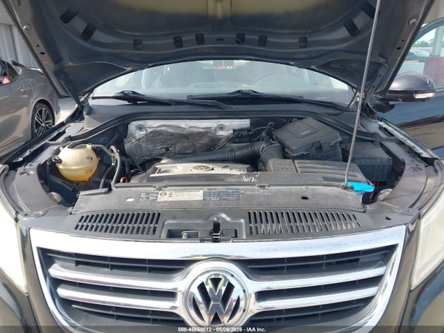 45050012 :رقم المزاد ، WVGBV7AX8BW506377 vin ، 2011 Volkswagen Tiguan S مزاد بيع