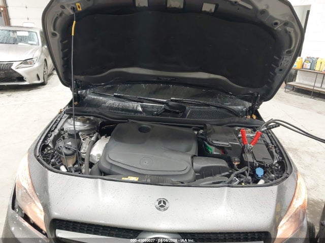 45050027 :رقم المزاد ، WDDSJ4GB0JN523176 vin ، 2018 Mercedes-benz Cla 250 4matic مزاد بيع