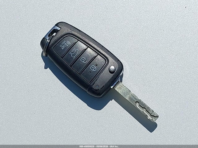 KM8K12AA3KU324530 Hyundai Kona Se