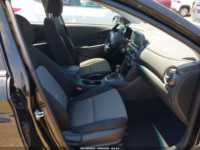 KM8K12AA3KU324530 Hyundai Kona Se