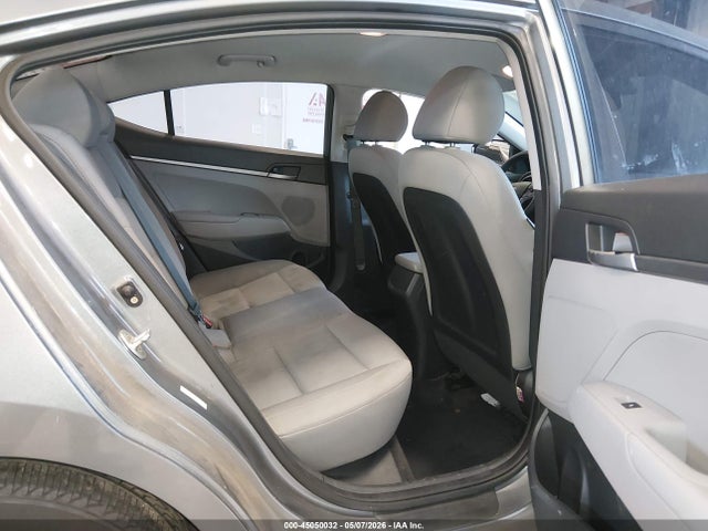 KMHD74LF7JU469905 Hyundai ELANTRA SE