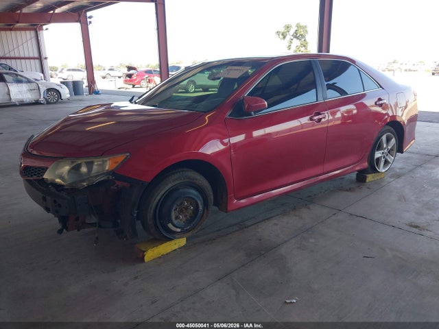 Toyota CAMRY SE 2014 4T1BF1FK1EU819987 Image 2