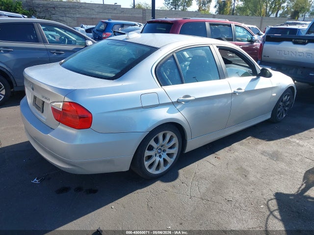 Продажа на аукционе авто 2006 Bmw 330i, vin: WBAVB33526KR81838, номер лота: 45050071