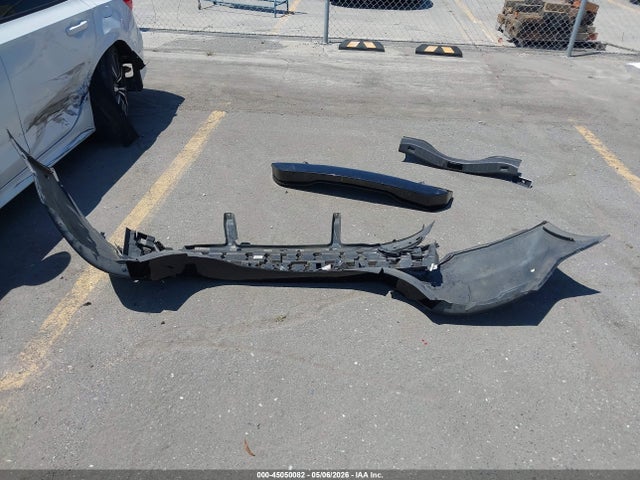 45050082 :رقم المزاد ، 3FA6P0SU4GR241680 vin ، 2016 Ford Fusion Energi Titanium مزاد بيع