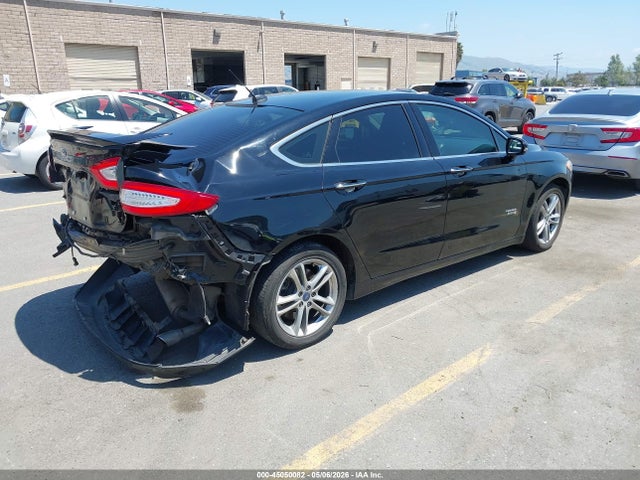 45050082 :رقم المزاد ، 3FA6P0SU4GR241680 vin ، 2016 Ford Fusion Energi Titanium مزاد بيع