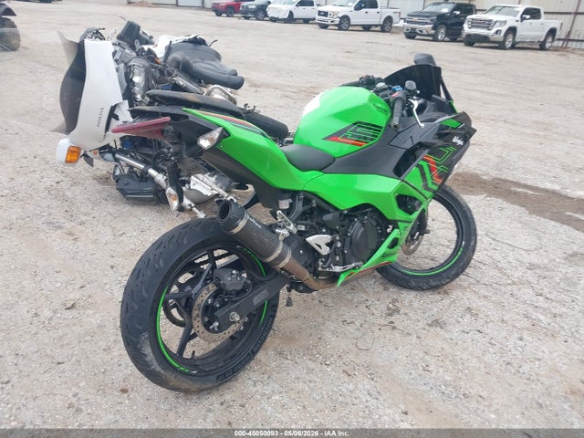 45050093 :رقم المزاد ، ML5EXGH14RDA12520 vin ، 2024 Kawasaki Ex500 H مزاد بيع