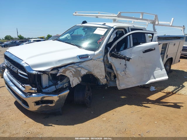 3C6UR5HJ5RG411623 RAM 2500 Tradesman 4x4 8&#039; Box