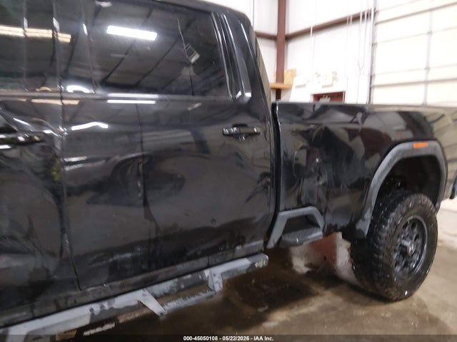 2023 Gmc Sierra 3500hd 4wd  Long Bed At4 მანქანა იყიდება აუქციონზე, vin: 1GT49VEY8PF122065, აუქციონის ნომერი: 45050108
