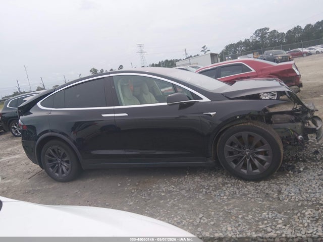 Tesla Model X 100d/75d/90d 2017 5YJXCAE22HF079156 Image 14