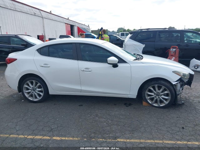 Продаж на аукціоні авто 2015 Mazda Mazda3 S Touring, vin: JM1BM1V30F1221445, номер лоту: 45050166