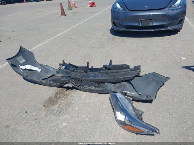 2015 Toyota Camry Se მანქანა იყიდება აუქციონზე, vin: 4T1BF1FK1FU933523, აუქციონის ნომერი: 45050185
