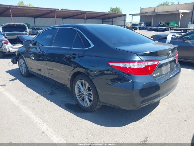 2015 Toyota Camry Se მანქანა იყიდება აუქციონზე, vin: 4T1BF1FK1FU933523, აუქციონის ნომერი: 45050185