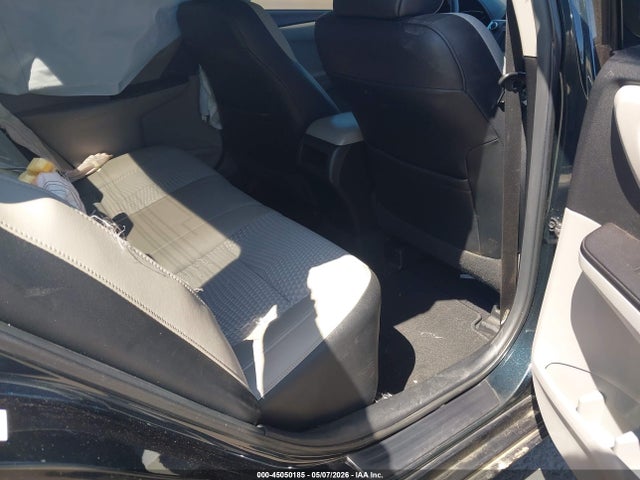 2015 Toyota Camry Se მანქანა იყიდება აუქციონზე, vin: 4T1BF1FK1FU933523, აუქციონის ნომერი: 45050185