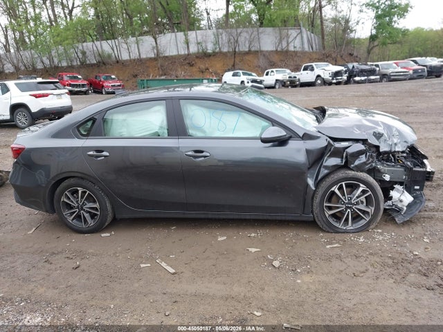 Продажа на аукционе авто 2024 Kia Forte Lxs, vin: 3KPF24AD4RE784877, номер лота: 45050187