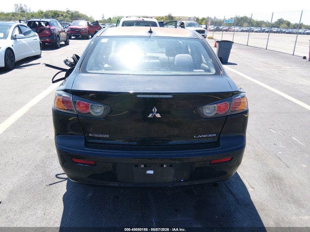 2016 Mitsubishi Lancer Es მანქანა იყიდება აუქციონზე, vin: JA32U2FUXGU010765, აუქციონის ნომერი: 45050188