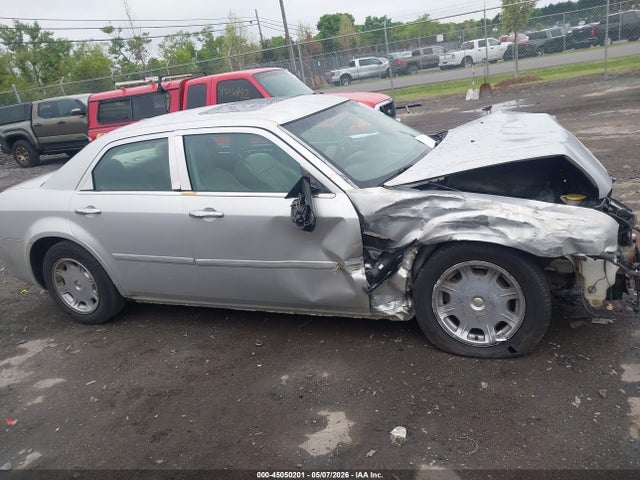 2006 Chrysler 300 Touring მანქანა იყიდება აუქციონზე, vin: 2C3KA53G76H306116, აუქციონის ნომერი: 45050201