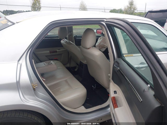 2006 Chrysler 300 Touring მანქანა იყიდება აუქციონზე, vin: 2C3KA53G76H306116, აუქციონის ნომერი: 45050201