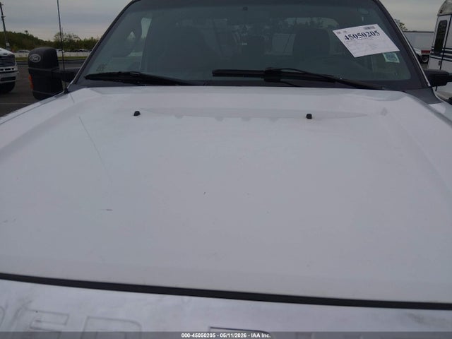 45050205 :رقم المزاد ، 1FDUF5GY4FEC05367 vin ، 2015 Ford F-550 Chassis Xl مزاد بيع