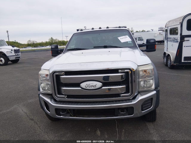 45050205 :رقم المزاد ، 1FDUF5GY4FEC05367 vin ، 2015 Ford F-550 Chassis Xl مزاد بيع