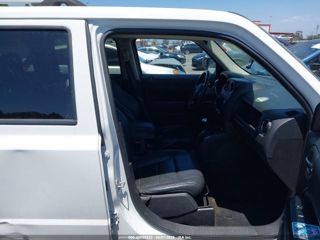 2016 Jeep Patriot High Altitude Edition მანქანა იყიდება აუქციონზე, vin: 1C4NJPFA7GD603560, აუქციონის ნომერი: 45050223
