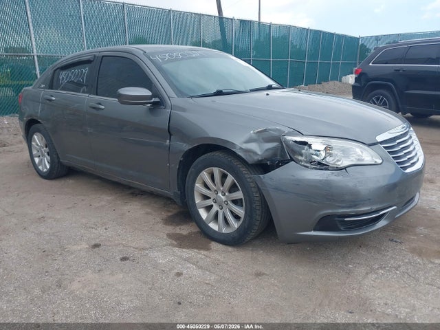 Aukcja sprzedaży 2013 Chrysler 200 Touring, vin: 1C3CCBBB5DN601884, numer aukcji: 45050229