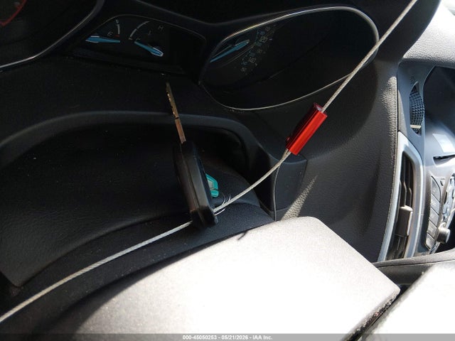 45050253 :رقم المزاد ، 1FAHP3F2XCL115089 vin ، 2012 Ford Focus Se مزاد بيع