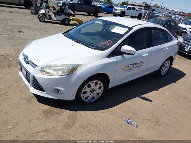 45050253 :رقم المزاد ، 1FAHP3F2XCL115089 vin ، 2012 Ford Focus Se مزاد بيع